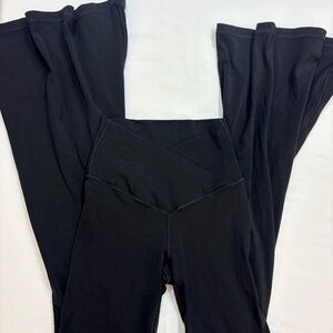 Aerie Black Super Flare Leggings w/ V Waistband-XS